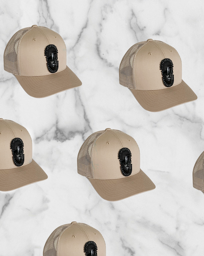 Queen Idia Beige Trucker